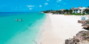 Spiaggia bianca davanti al Royal Zanzibar Beach Resort