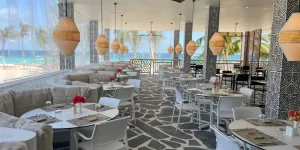 Ristorante Azul in terrazza sull'oceano, Sandies Nungwi Beach