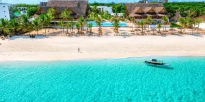 Vista aerea del resort e della spiaggia di Nungwi